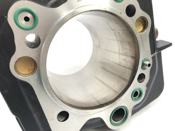 Ducati ST2 944 [1999] - Cylindre à piston vertical - 0