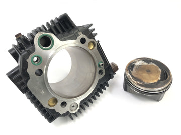 Ducati ST2 944 [1999] - Cylindre à piston horizontal