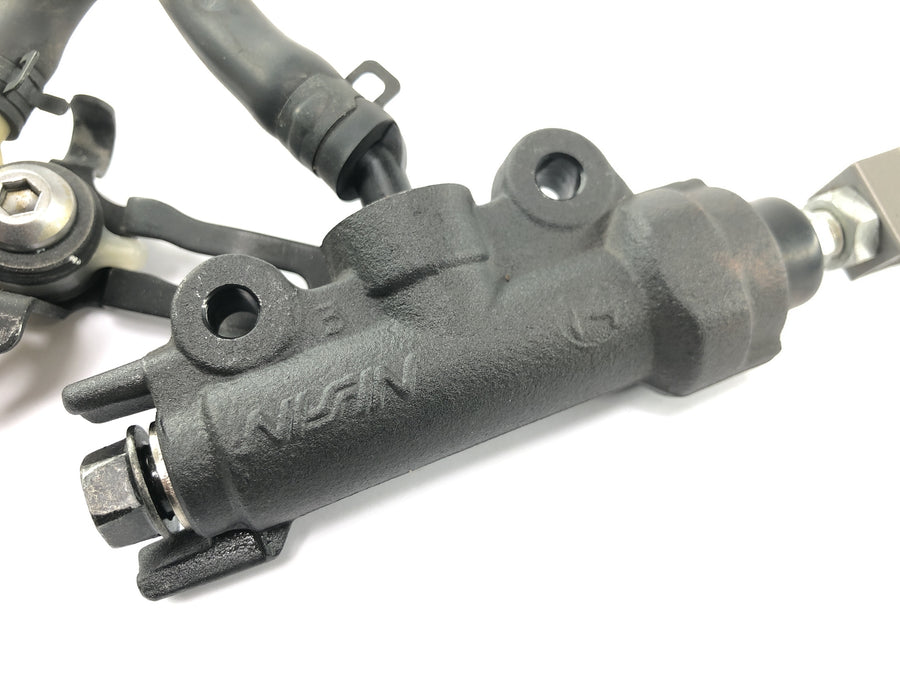 Honda CBR 1000 RR SC59 [2008] - Rear brake pump, brake cylinder, foot brake