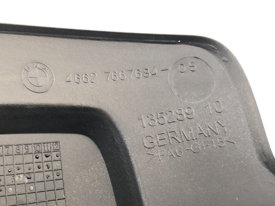 BMW R 1200 GS R12 K25 [2003] - Protection des éclaboussures du couvercle de la roue arrière