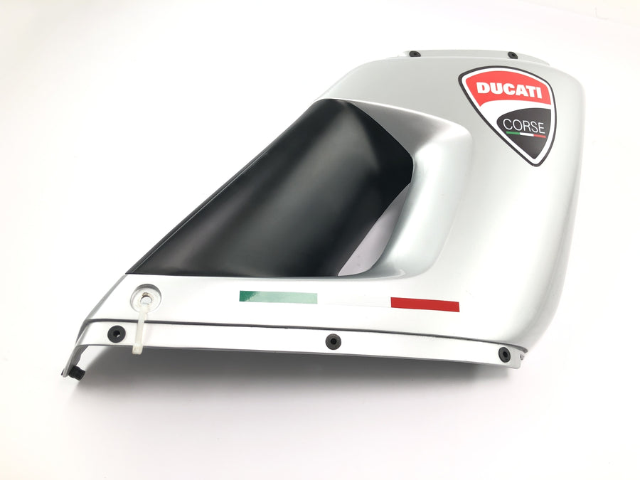 Ducati ST3 S3 [2004] - Carénage latéral milieu droit argenté