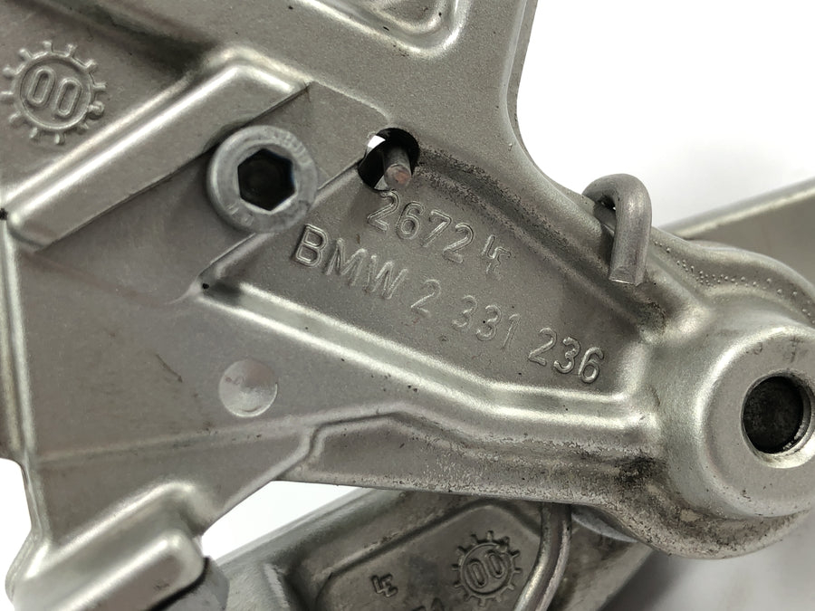 BMW R 1100 S R2S [2000] - Système de repose-pied droit conducteur avec levier de frein et support