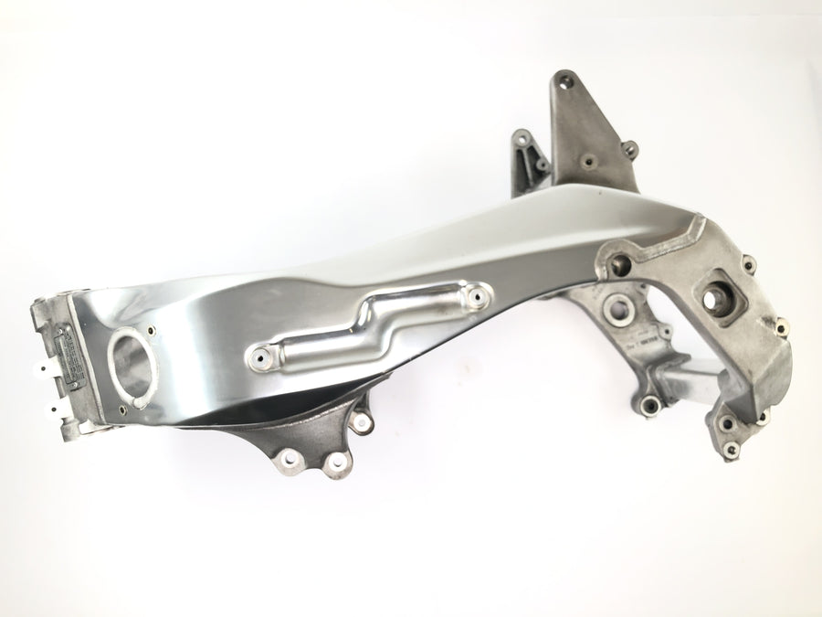 Aprilia RSV 1000 RP Mille [2001] - frame with papers