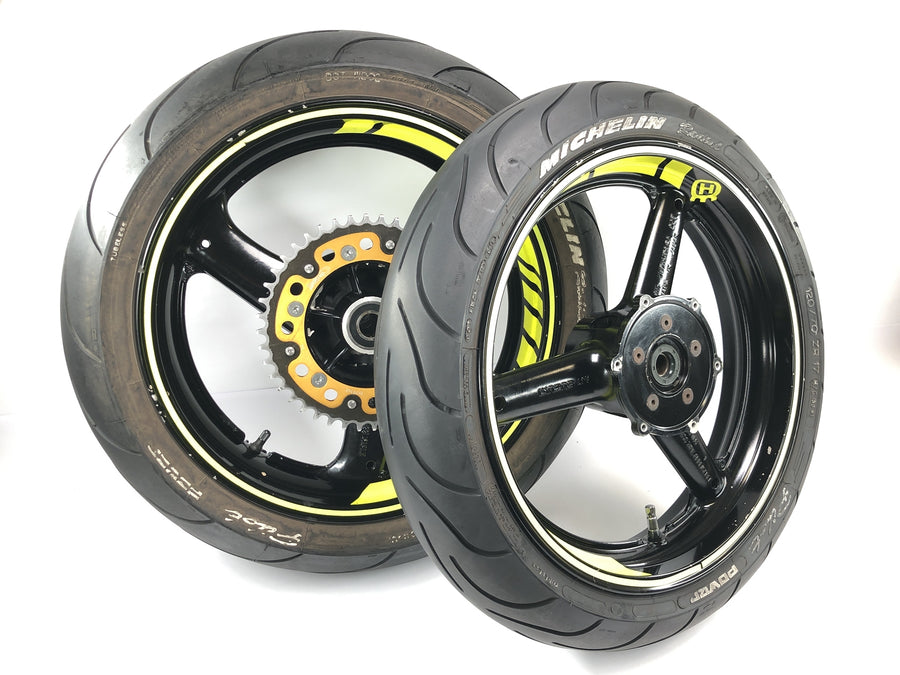 Husqvarna TE 610 H6 8AE [Suzuki RGV 250] - Jeu de pneus de jante roue avant 3,50 x 17 roue arrière 4,50 x 17 jeu avec copie simulée