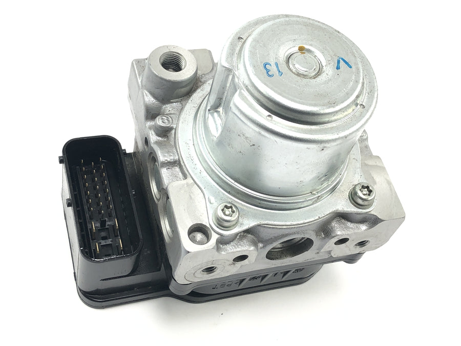 Suzuki GSF 1250 SA Bandit WVCH [2007] - Unité hydraulique de commande ABS