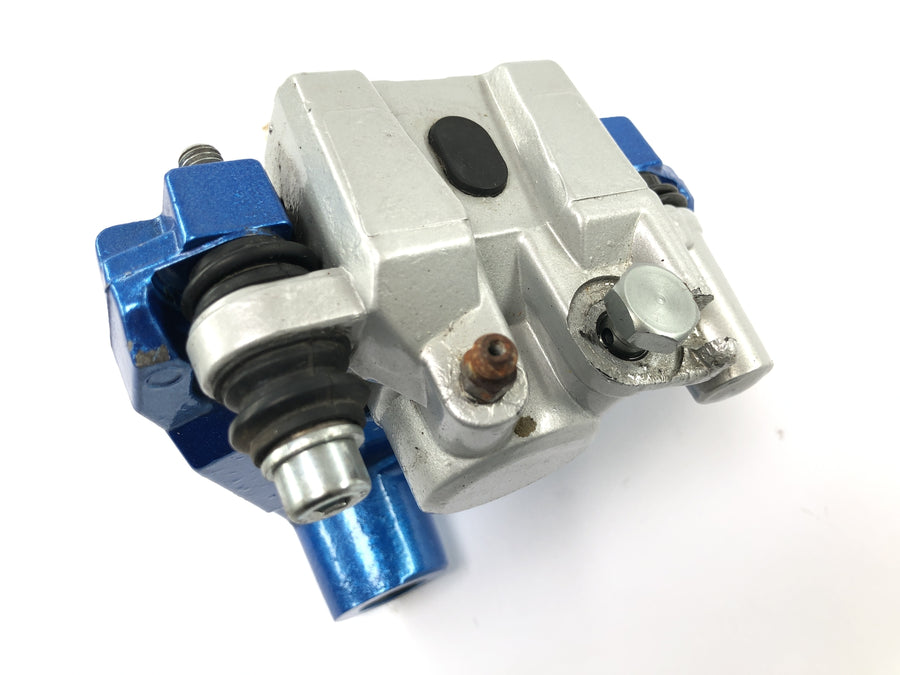 Yamaha DT 125 R DE03 [2000] - Rear brake caliper with bracket