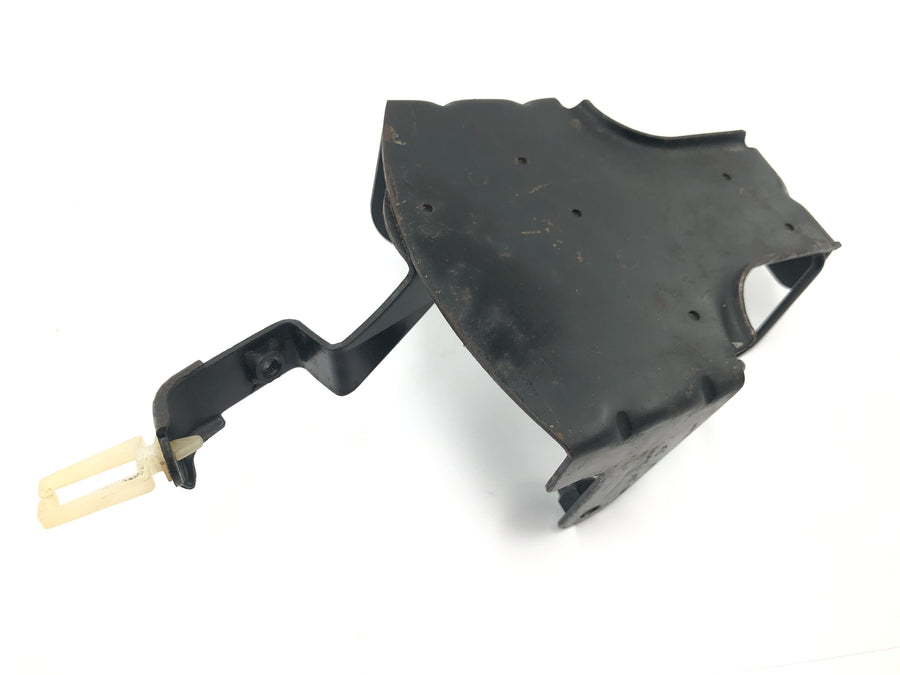 Yamaha XVS 650 4VR [1997] - Fuel pump bracket unit holder