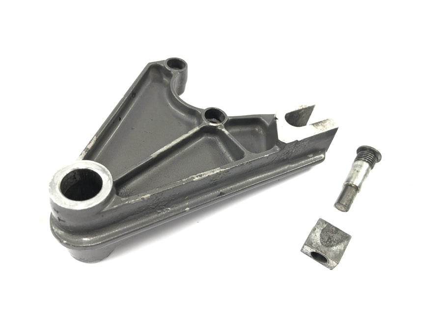 Moto Guzzi V10 Centauro [1998] - Rear brake caliper bracket