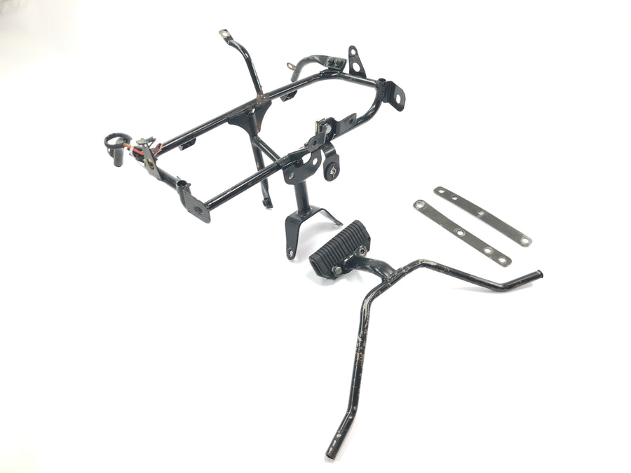 Suzuki GSX R 1100 GU74C [1987] - Front fairing holder antler set