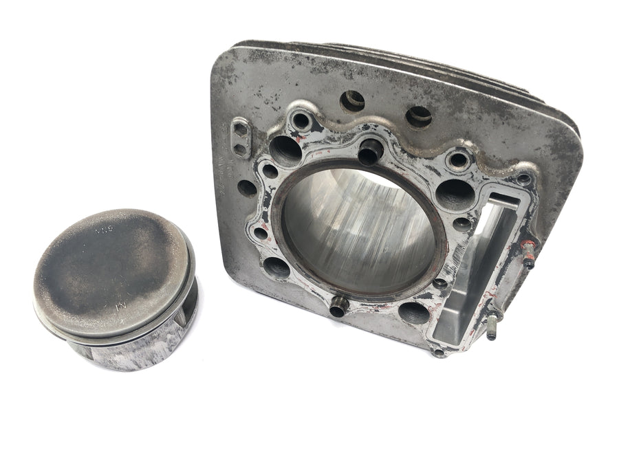 Honda NX 650 Dominator RD02 [1994] - Cylindre avec piston