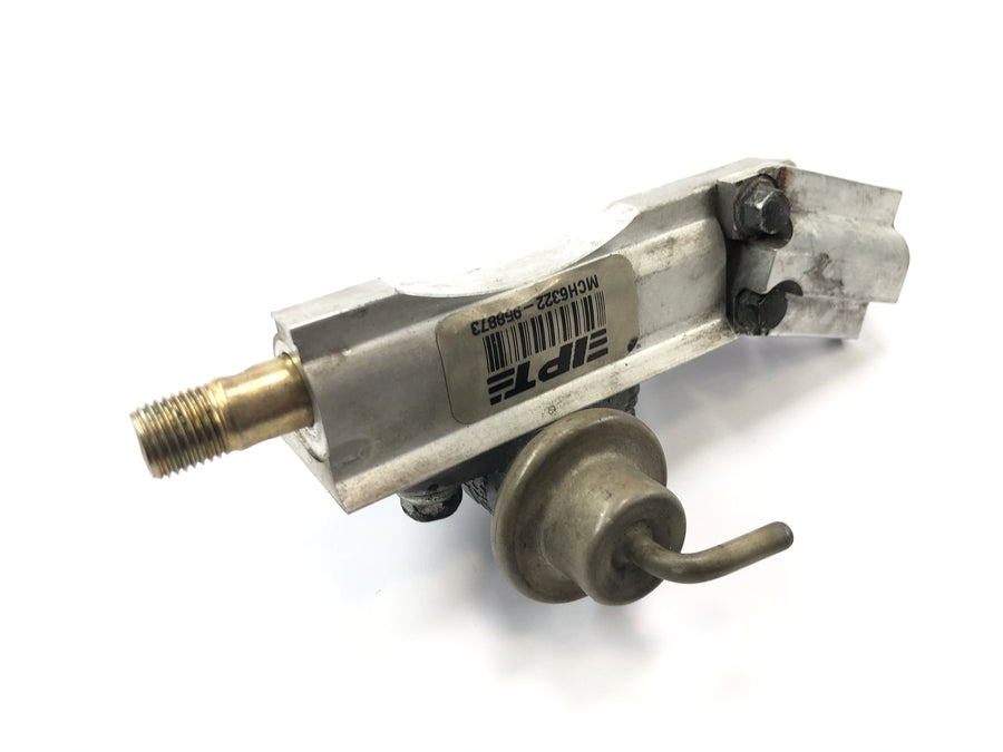 Honda VTX 1800 SC46 [2004] - Régulateur de pression de carburant Régulateur de pression de carburant