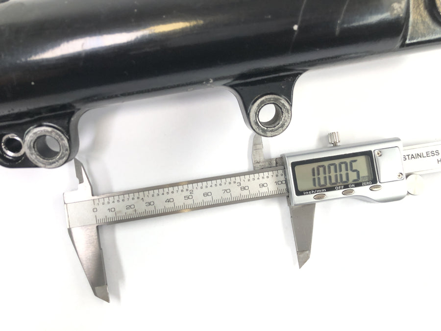Yamaha TRX 850 4UN [1996] - Fourche fourche télescopique à suspension avec axe avant