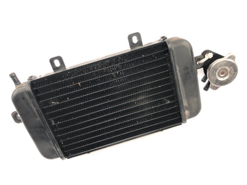 BMW C1 125 [2002] - Système de refroidissement du radiateur de refroidissement par eau avec goulotte de remplissage