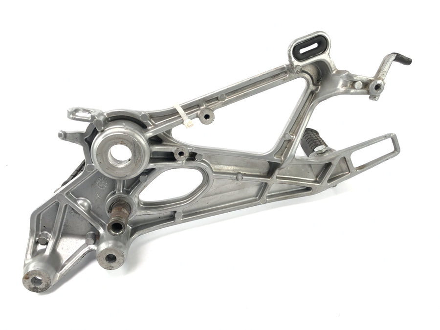 Honda SLR 650 RD09 [1997] - Système de repose-pied sur le support de repose-pieds droit