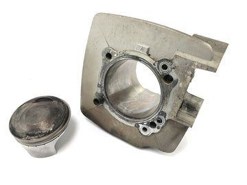 Ducati Multistrada 1000 DS [2003] - Cylinder with rear piston
