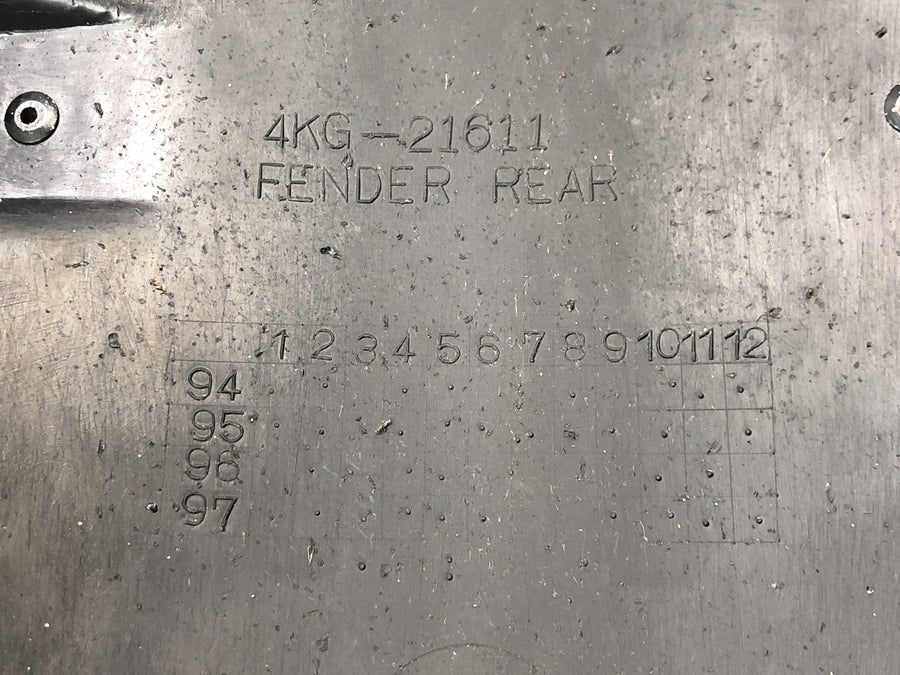 Yamaha XJR 1300 RP02 [1999] - Support de plaque d'immatriculation de garde-boue arrière intérieur de garde-boue arrière