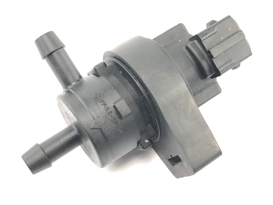 SWM RS 125 R B2 [2020] - Tank ventilation valve solenoid valve activated carbon filter