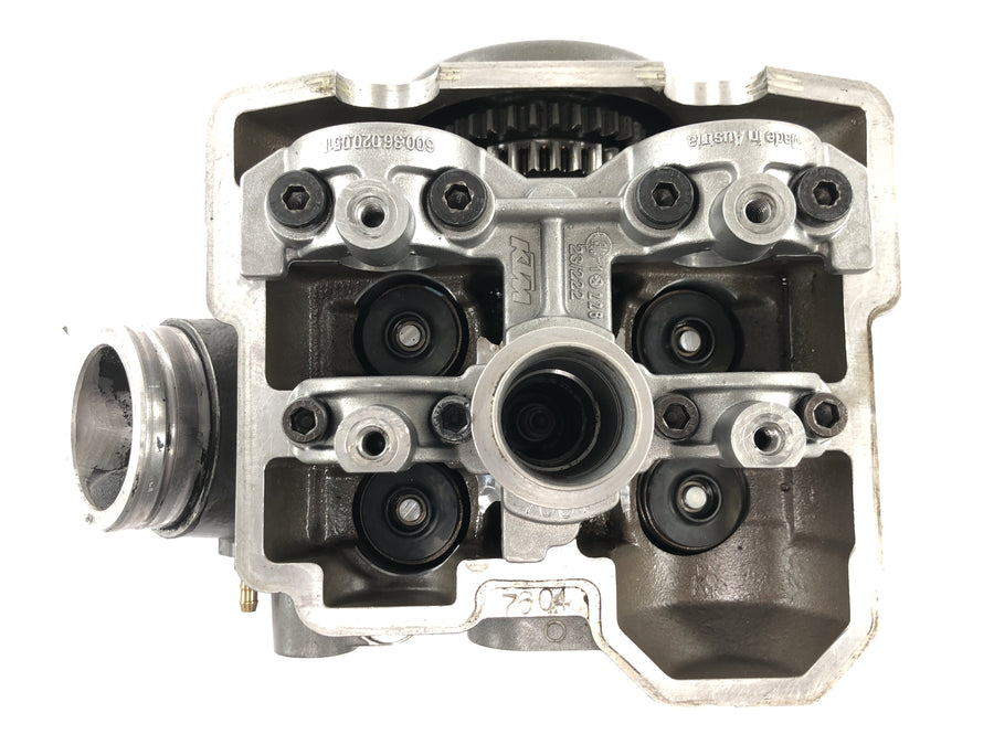 KTM 950 Adventure LC8 [2004] - cylinder head valve head front