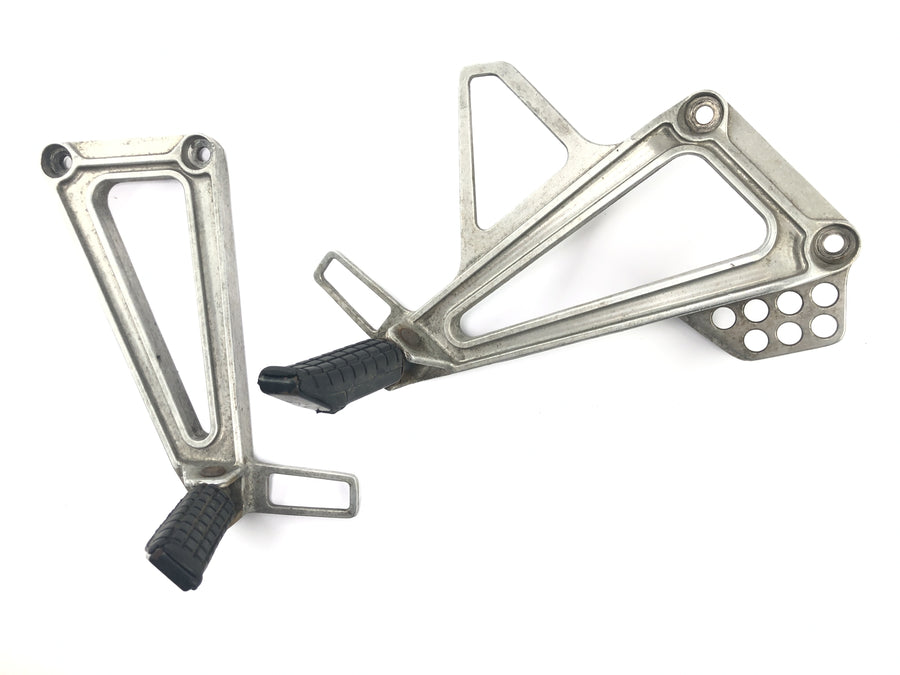 Honda NX 650 Dominator RD02 [1994] - Repose-pieds passager Support repose-pieds arrière Paire