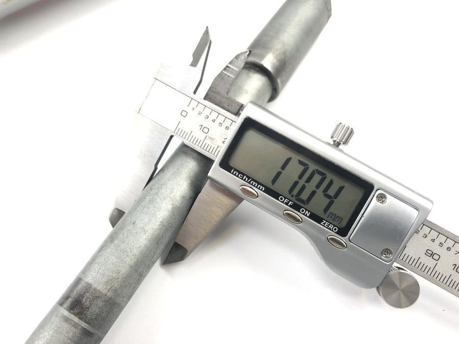 Yamaha TT 600 R DJ01 [1998] - fourche de suspension Telegabel avec axe
