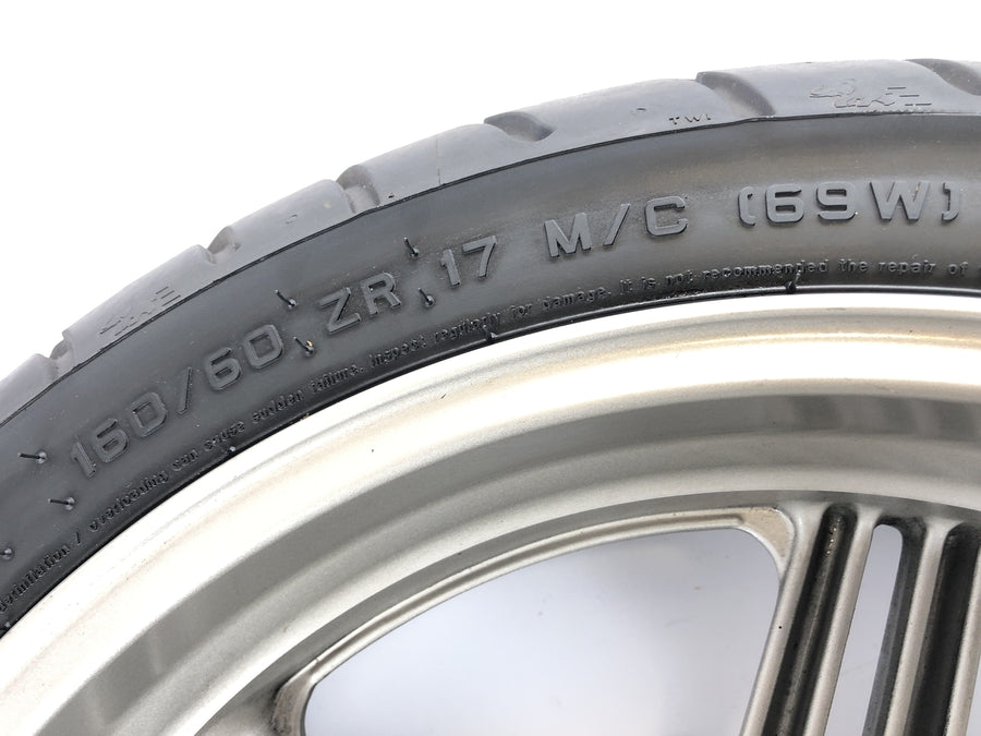 Honda CBF 1000 A SC58 [2006] - Rim de roue arrière à l'arrière avec roue de chaîne