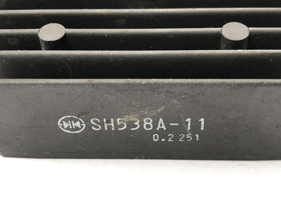 Honda XRV 750 Africa Twin RD04 [1992] - Voltage regulator regulator