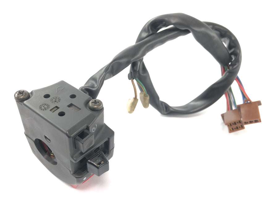 Yamaha XJR 1300 RP06 [2002] - Fixation guidon interrupteur droit