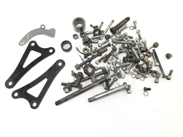 Yamaha DT 125 R DE03 [2000] - remaining parts and screws mixed lot of small parts - 0