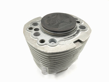 Yamaha XV 1600 Wild Star VP08 [2002] - Cylindre avec piston arrière