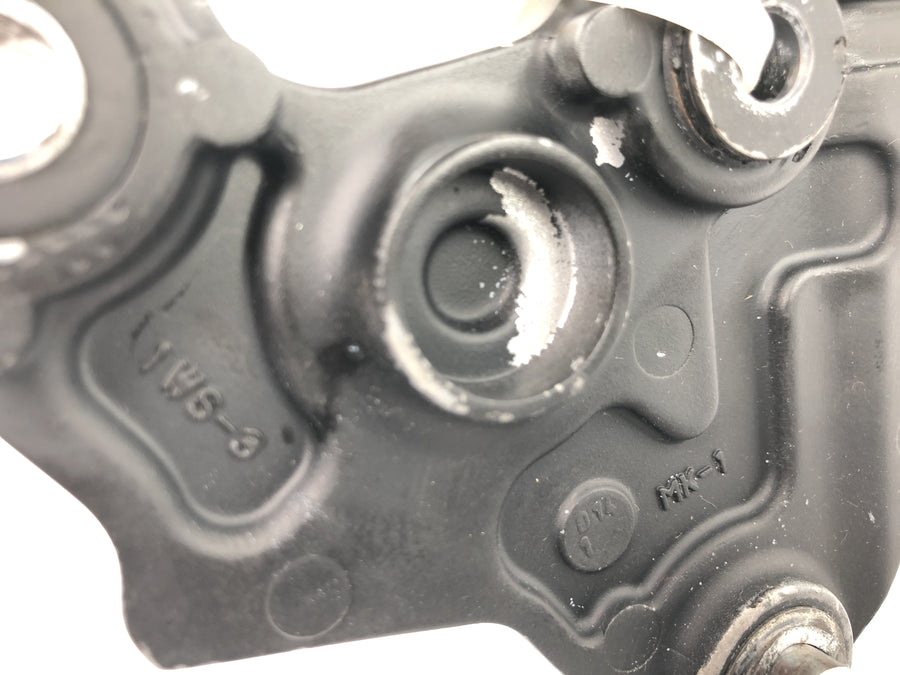 Yamaha MT07 RM04 [2014] - Driver's footrest with holder on the right footrest