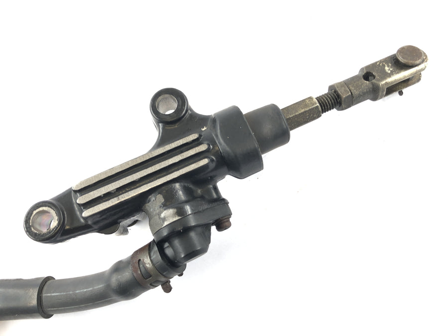Yamaha RZ 250 R 29L [Env. 250 ypvs] - pompe de frein derrière