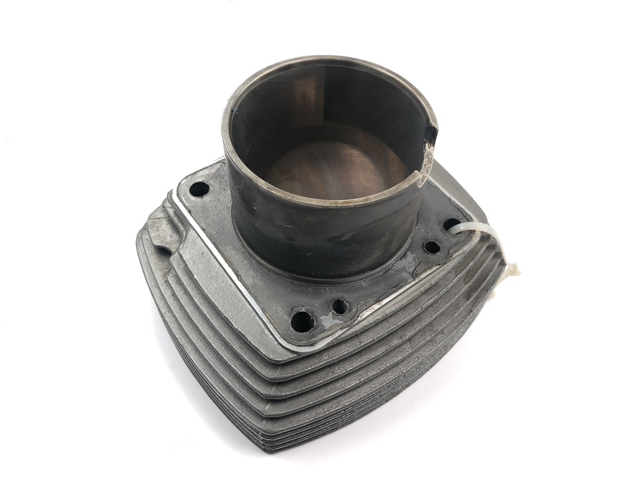Moto Guzzi V10 Centauro [1998] - cylinder with piston on the right