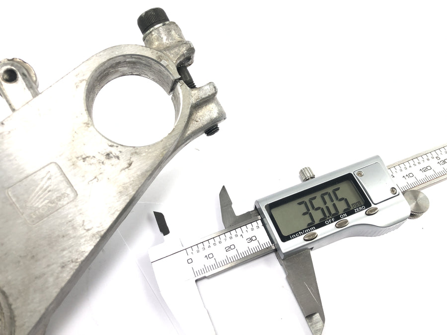 Honda NSR 125 JC20 [1991] - upper fork bridge steering head bridge fork clamp