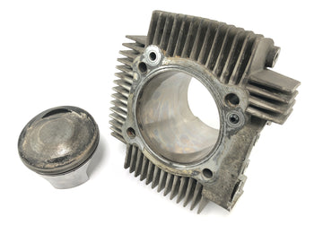 Ducati Multistrada 1000 DS [2003] - Cylinder with front piston