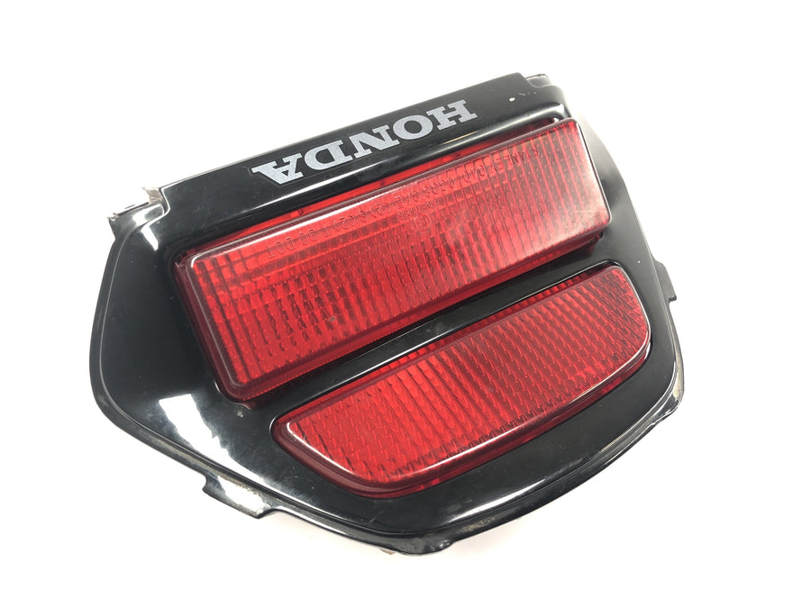 Honda CBR 900 RR Fireblade SC33 [2000] - feu arrière feu stop avec cadre de carénage