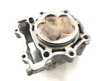 Yamaha YZ 426 F [2000] - cylindre avec piston