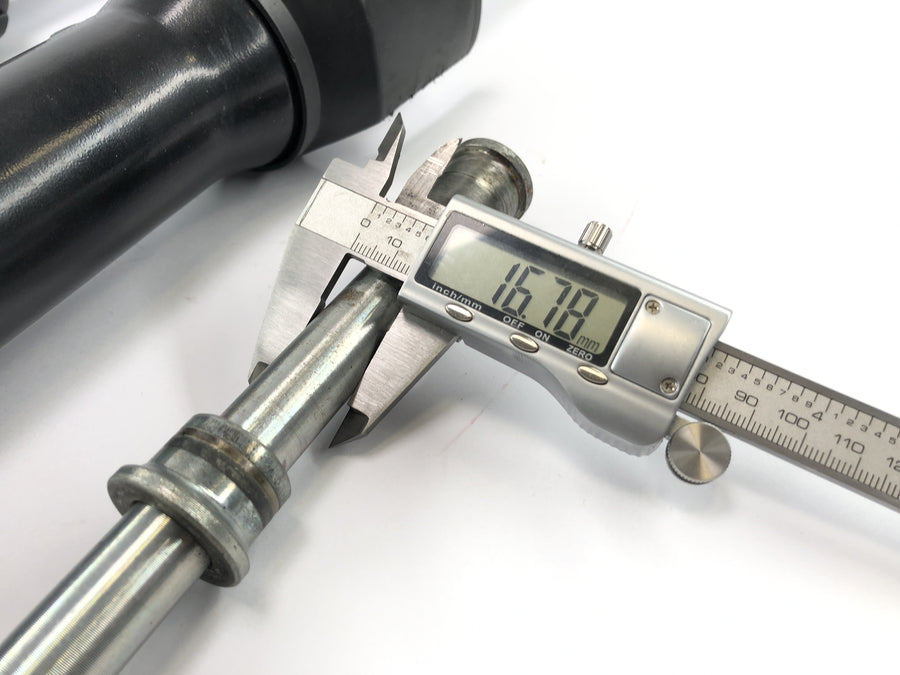 KAWASAKI GPZ 1100 ZXT10E [1997] - Fork Fork Fork Fork Fork à l'avant