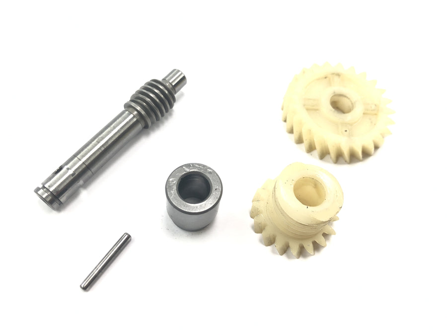 Yamaha DT 175 2K4 [1982] - Oil pump drive gears oil pump