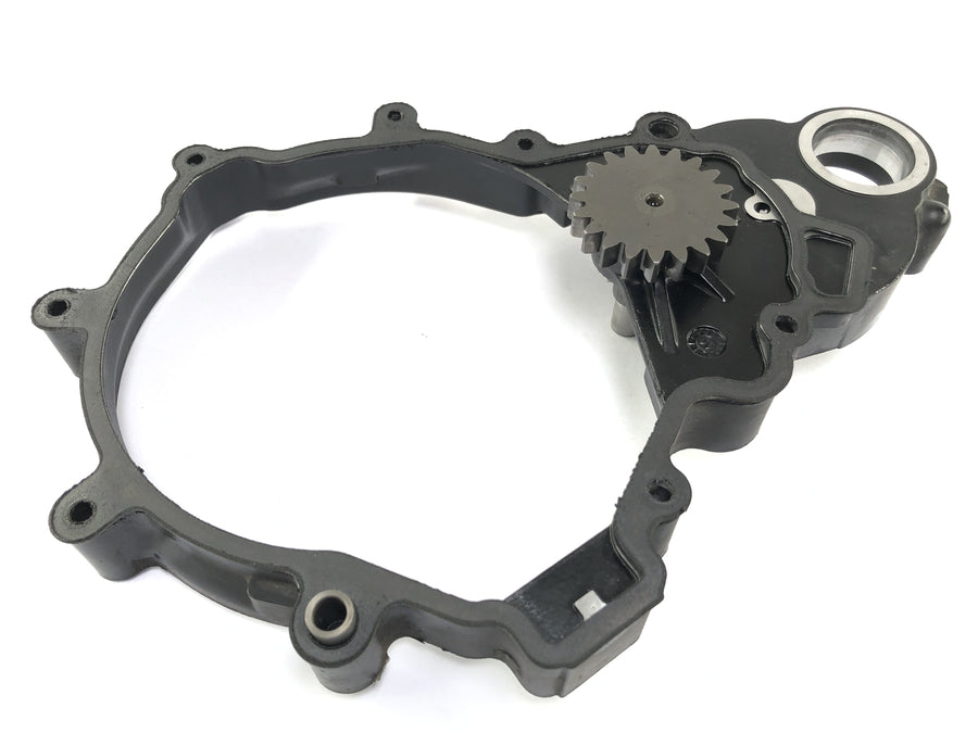 Husqvarna SM 630 A4 [2010] - Cache d'alternateur à l'intérieur du capot moteur