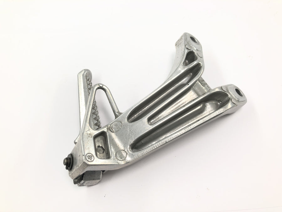 Honda CBR 600 RR PC37 [2004] - Passenger footrest left