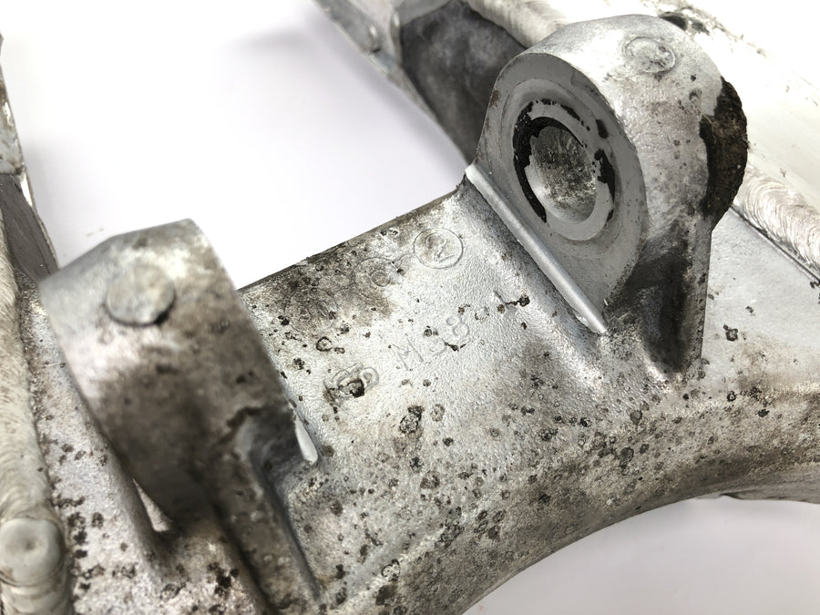Honda XRV 750 Africa Twin RD04 [1992] - Swing arm rear wheel swing arm