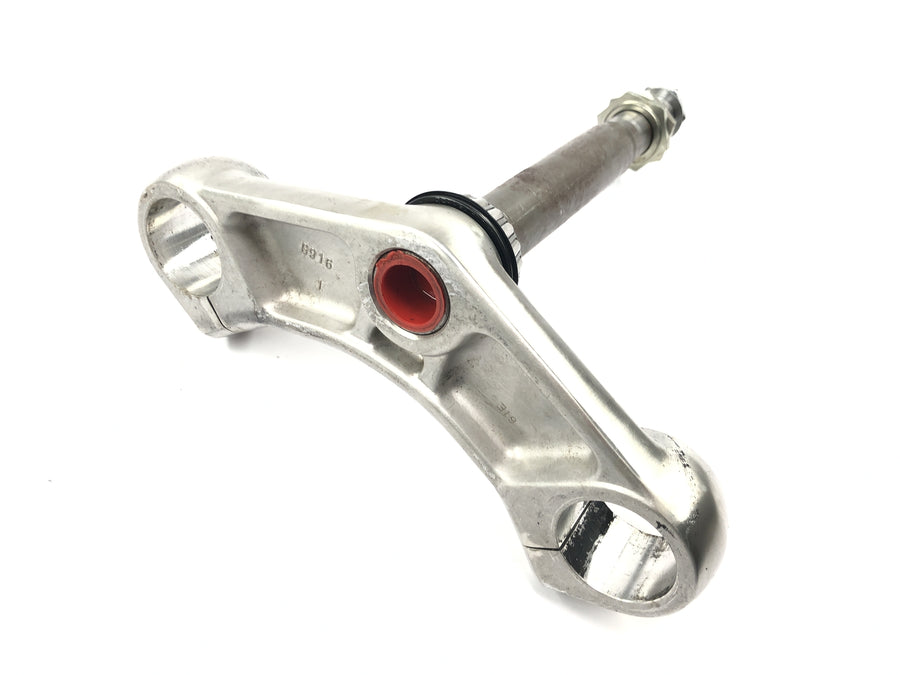 Triumph Thunderbird 900 T309RT [1995] - Lower fork bridge steering head bridge