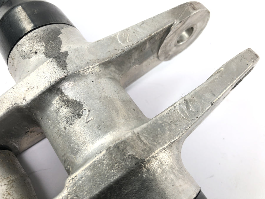 Kawasaki GPZ 1000 RX [1987] - Suspension strut linkage lever