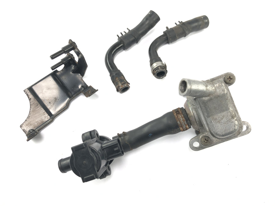 Triumph Bonneville T100 986MF [2012] - Valve d'air secondaire système d'air secondaire