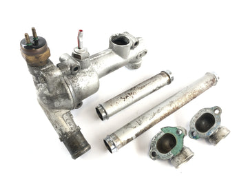 Honda Goldwing GL 1100 SC02 [1980] - Boîtier de thermostat avec lignes de liquide de refroidissement - 0