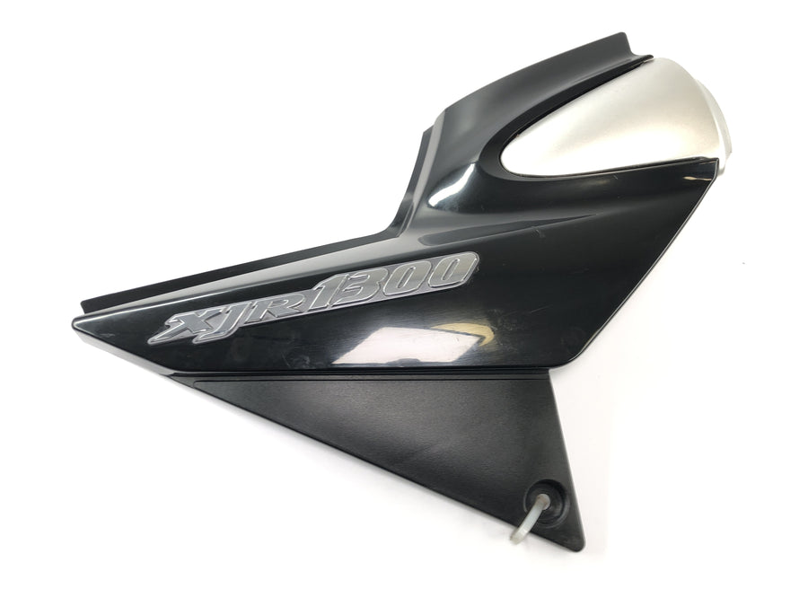 Yamaha XJR 1300 RP06 [2002] - Carénage latéral carénage latéral droit