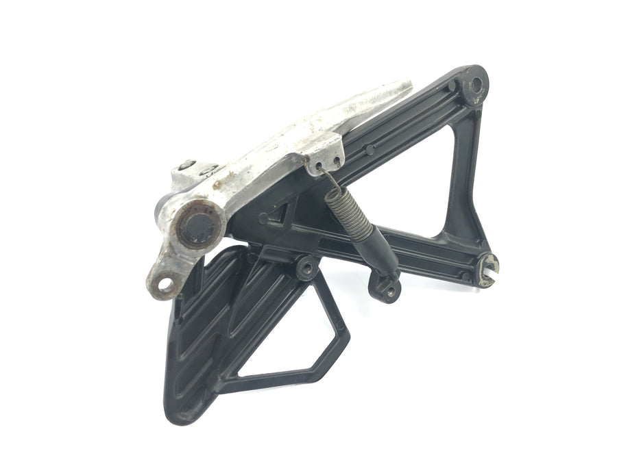 Honda NSR 125 JC20 [1991] - Footrest system, right driver footrest with brake pedal