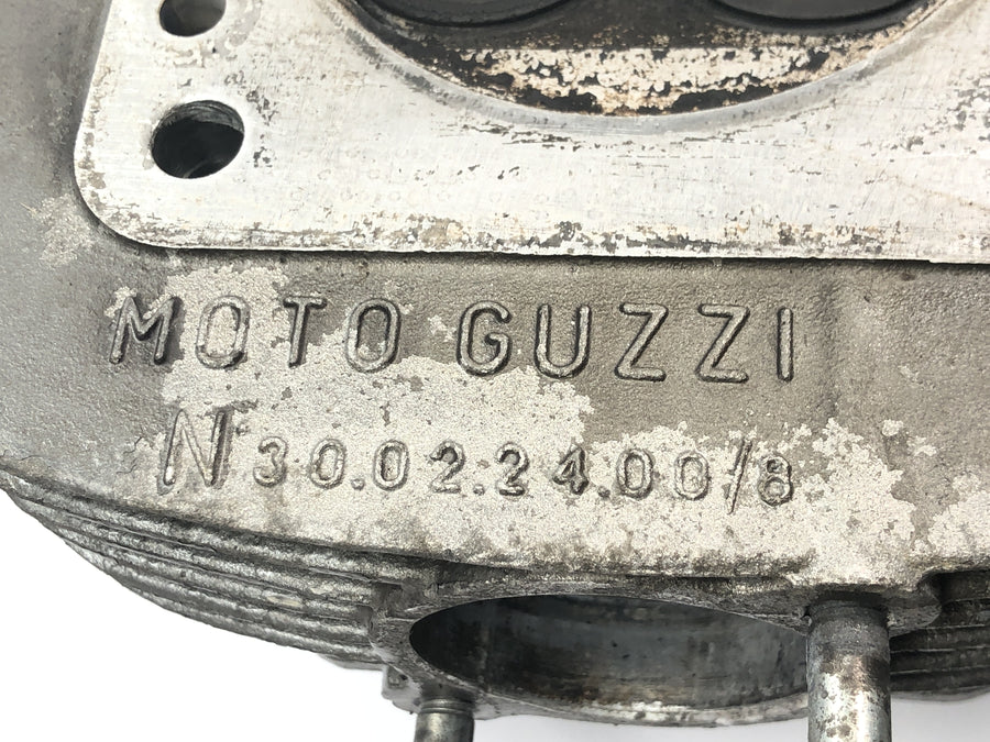 Moto Guzzi V10 Centauro [1998] - cylinder head left valve head