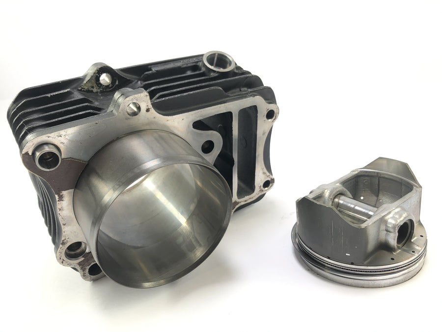 Kawasaki VN 800 Classic [2000] - Cylindre avec piston arrière