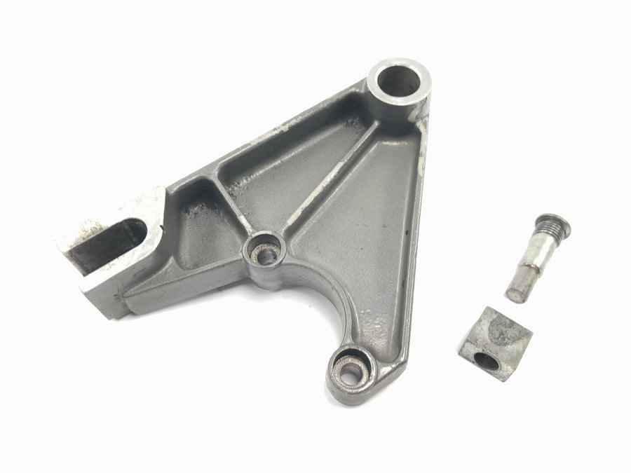 Moto Guzzi V10 Centauro [1998] - Rear brake caliper bracket
